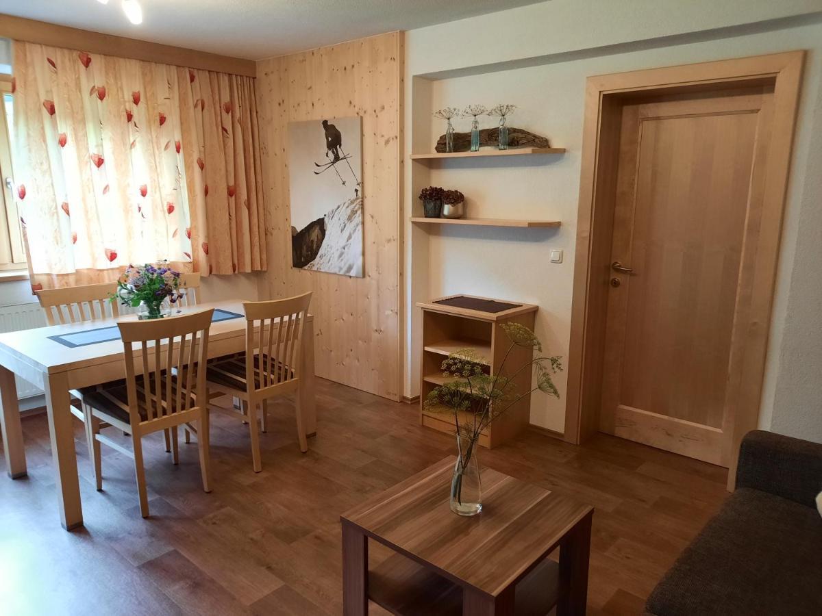 Haus Untergand Leilighet St. Anton am Arlberg Eksteriør bilde